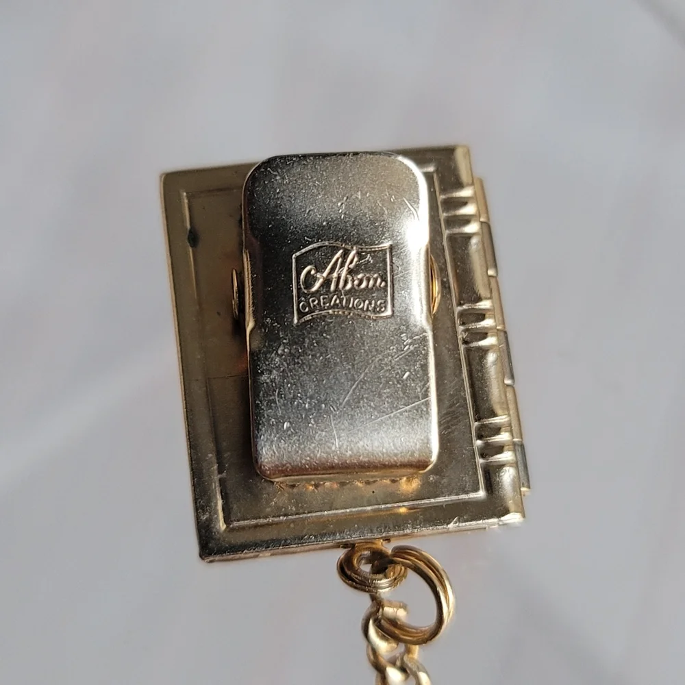 Abon Creations Mother of Pearl 2 Picture Locket Clip-On Key Ring 24K Gold Plated
